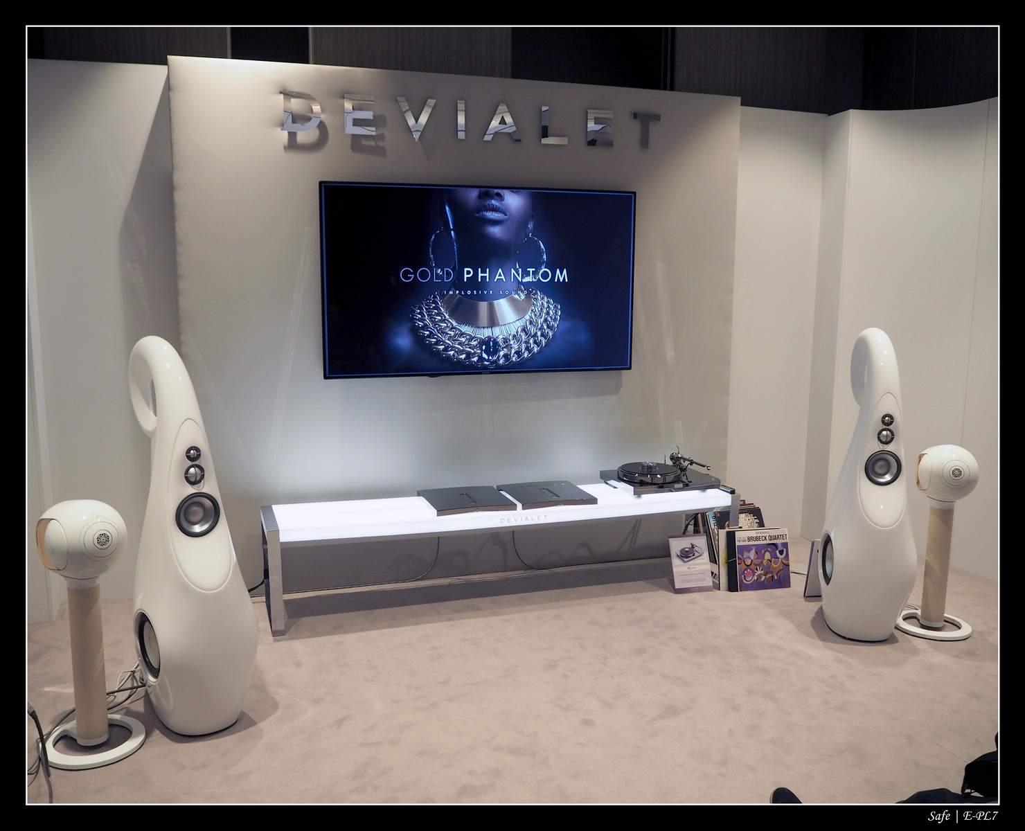 2016   11   Salon Hifi Paris   43